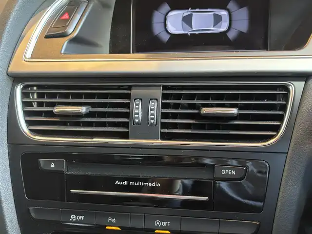 アウディ Ａ４ 2．0 TFSI 宮城県 2012(平24)年 6.8万km アイビスホワイト MMIナビ/バックカメラ/フルセグTV/Bluetooth接続/黒革シート/シートヒーター/パワーシート/アイドリングストップ/ステアリングストップ/電動パーキング/プッシュスタート/障害物センサー/キセノンヘッドライト/オートライト/レインセンサー/電動ミラー/ドラレコ/ETC/デジタルインナーミラー/スペアキー×１