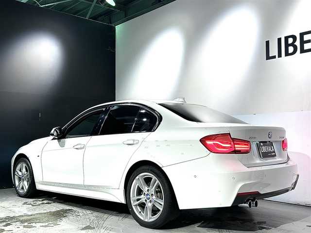 ＢＭＷ ３２０ｉ xDrive Mスポーツ 道央・札幌 2016(平28)年 2.1万km アルピンホワイトⅢ ACC/ドライビング・アシスト/・レーンディパーチャーウォーニング/・前車接近警告機能/・衝突回避・被害軽減ブレーキ/パーキングアシスト/BMWヘッドアップディスプレイ/電動フロントシート/運転席メモリー機能付き/LEDヘッドライト/オートライト/バックカメラ/DSC(ダイナミック・スタビリティ・コントロール)/純正１８インチAW/HDDナビゲーションシステム/ETC/・保証書、取扱説明書（有）/・冬タイヤ有