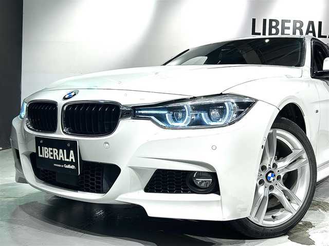 ＢＭＷ ３２０ｉ xDrive Mスポーツ 道央・札幌 2016(平28)年 2.1万km アルピンホワイトⅢ ACC/ドライビング・アシスト/・レーンディパーチャーウォーニング/・前車接近警告機能/・衝突回避・被害軽減ブレーキ/パーキングアシスト/BMWヘッドアップディスプレイ/電動フロントシート/運転席メモリー機能付き/LEDヘッドライト/オートライト/バックカメラ/DSC(ダイナミック・スタビリティ・コントロール)/純正１８インチAW/HDDナビゲーションシステム/ETC/・保証書、取扱説明書（有）/・冬タイヤ有