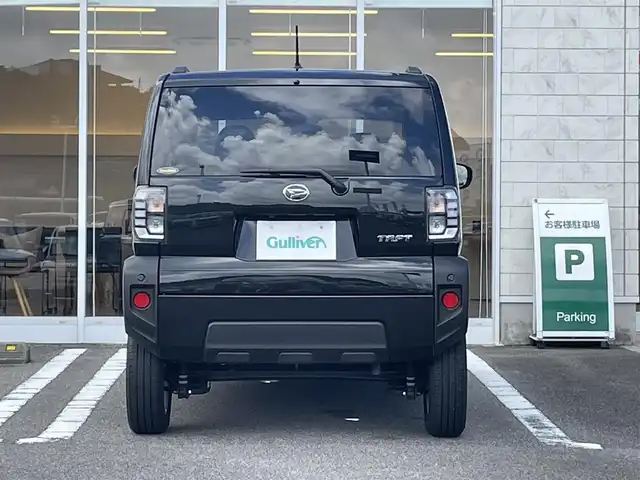 ダイハツ タフト G 宮崎県 2024(令6)年 0.8万km ブラックマイカメタリック 純正ディスプレイオーディオ/（Android auto・AppleCarPlay・Bluetooth・USB・HDMI）/フルセグTV/バックカメラ/ステアリングスイッチ/横滑り防止機能/クリアランスソナー/アイドリングストップ/衝突防止機能/ガラスルーフ