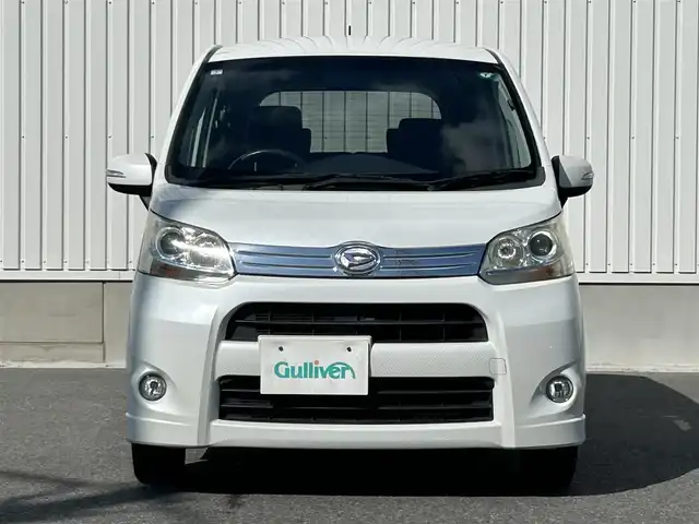 ダイハツ ムーヴ カスタム X 群馬県 2011(平23)年 8.5万km パールホワイトⅢ 社外ディスプレイオーディオ/（CD/AUX/SD/DVD）/Bluetoothオーディオ/ハロゲンヘッドライト/プッシュスタート/スマートキー/純正フロアマット/純正ドアバイザー/純正14インチAW/ベンチシート/アームレスト/電動格納ウインカーミラー/ABS/保証書/取扱説明書