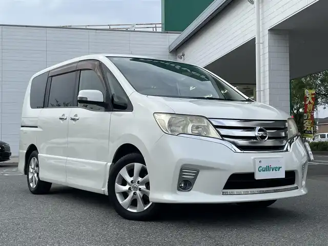 日産 セレナ ハイウェイスター 兵庫県 2011(平23)年 10.1万km ブリリアントホワイトパール 保証書・取説・有/純正メモリーナビ・フルセグ・CD・DVD・FM・AM/バックカメラ/ETC/定速クルーズコントロール/前方ドライブレコーダー/両側パワースライドドア/アイドリングストップ/プッシュスタート/ALPINEフリップダウンモニター/スマートキー×２/純正フロアマット/純正ドアバイザー