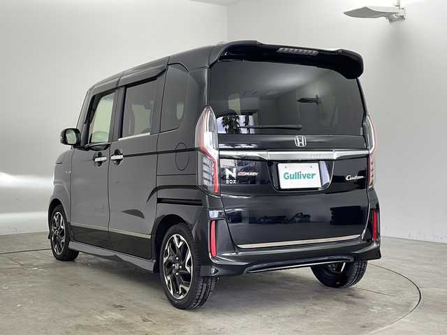 ホンダ Ｎ ＢＯＸ カスタム G L ターボ ホンダセンシング 兵庫県 2020(令2)年 5.2万km クリスタルブラックパール ・ホンダセンシング/・衝突軽減ブレーキ/・誤発進抑制機能/・歩行者事故低減ステアリング/・先行車発進お知らせ機能/・標識認識機能/・路外逸脱抑制機能/・アダプティブクルーズコントロール/・車線維持支援システム/・後方誤発進抑制機能/・オートハイビーム/・社外ナビ＆TV＆BT＆DVD＆/・バックカメラ/・両側パワースライドドア/・前後ドライブレコーダー/・ビルトインETC/・ハーフレザーシート/・前席シートヒーター/・純正15インチアルミホイール/・スマートキー/・スペアキー/・プッシュスタート/・フロアマット/・前席用i-サイドエアバッグシステム＋サイドカーテンエアバッグシステム(前席/後席対応)/・プラズマクラスター技術搭載フルオート・エアコンディショナー/・プライムスムース＆トリコットコンビシート/・LEDヘッドライト/・フォグ