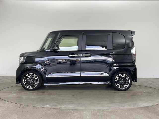 ホンダ Ｎ ＢＯＸ カスタム G L ターボ ホンダセンシング 兵庫県 2020(令2)年 5.2万km クリスタルブラックパール ・ホンダセンシング/・衝突軽減ブレーキ/・誤発進抑制機能/・歩行者事故低減ステアリング/・先行車発進お知らせ機能/・標識認識機能/・路外逸脱抑制機能/・アダプティブクルーズコントロール/・車線維持支援システム/・後方誤発進抑制機能/・オートハイビーム/・社外ナビ＆TV＆BT＆DVD＆/・バックカメラ/・両側パワースライドドア/・前後ドライブレコーダー/・ビルトインETC/・ハーフレザーシート/・前席シートヒーター/・純正15インチアルミホイール/・スマートキー/・スペアキー/・プッシュスタート/・フロアマット/・前席用i-サイドエアバッグシステム＋サイドカーテンエアバッグシステム(前席/後席対応)/・プラズマクラスター技術搭載フルオート・エアコンディショナー/・プライムスムース＆トリコットコンビシート/・LEDヘッドライト/・フォグ