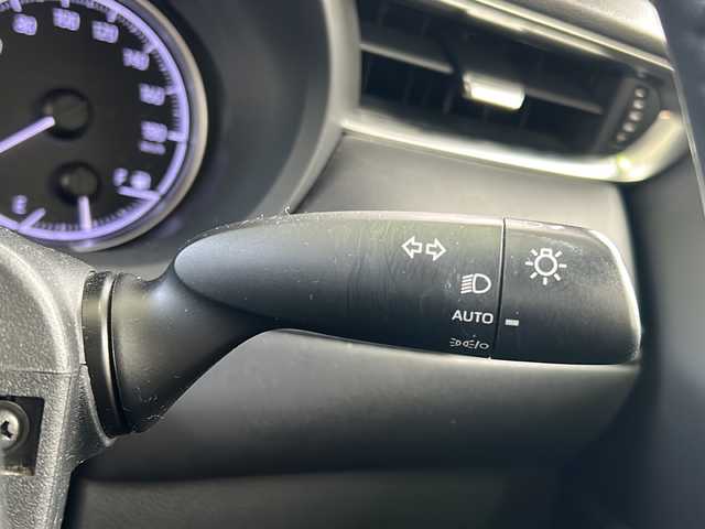 トヨタ ハリアー S 京都府 2020(令2)年 13.9万km ホワイトパールクリスタルシャイン 9インチディスプレイオーディオナビ/デジタルインナーミラー（ドラレコ機能）/Miracast/フルセグテレビ/走行中視聴可能/Bluetooth/バックカメラ/トヨタセーフティーセンス/レーダークルーズコントロール/レーンキープアシスト/ロードサインアシスト/パーキングサポートブレーキ/プリクラッシュセーフティー/ブレーキホールド/スポーツモード/純正ドライブレコーダー前後/ビルトインETC/電動格納ウィンカーミラー