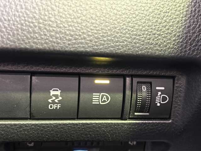 トヨタ ハリアー S 京都府 2020(令2)年 13.9万km ホワイトパールクリスタルシャイン 9インチディスプレイオーディオナビ/デジタルインナーミラー（ドラレコ機能）/Miracast/フルセグテレビ/走行中視聴可能/Bluetooth/バックカメラ/トヨタセーフティーセンス/レーダークルーズコントロール/レーンキープアシスト/ロードサインアシスト/パーキングサポートブレーキ/プリクラッシュセーフティー/ブレーキホールド/スポーツモード/純正ドライブレコーダー前後/ビルトインETC/電動格納ウィンカーミラー