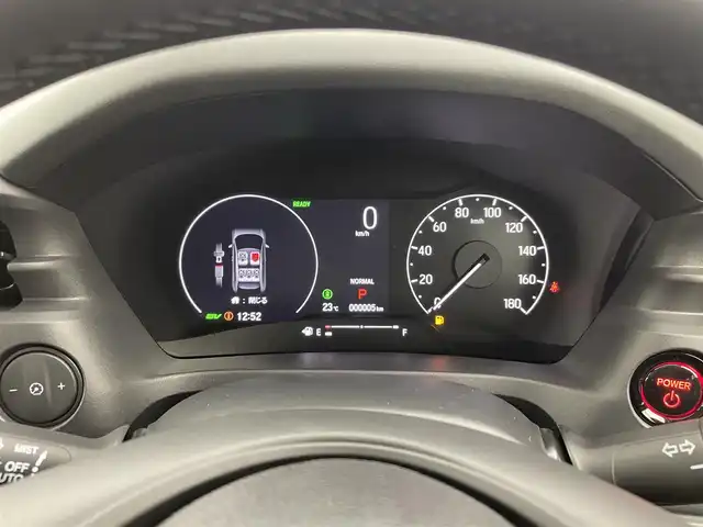 ホンダ ヴェゼル ハイブリッド e:HEV Z 大分県 2025(令7)年 0.1千km プラチナホワイトパール 純正ナビ/FM/AM/フルセグＴＶ/applecarplay/androidauto/ETC２．０/バックカメラ/シートヒーター（D/N）/ステアリングヒーター/パワーバックドア/置くだけ充電/電子パーキング/オートホールド/ホンダセンシング/・衝突軽減ブレーキ/・先行発進お知らせ機能/・コーナーセンサー/・BSM/・後方支援/オートハイビーム/パドルシフト