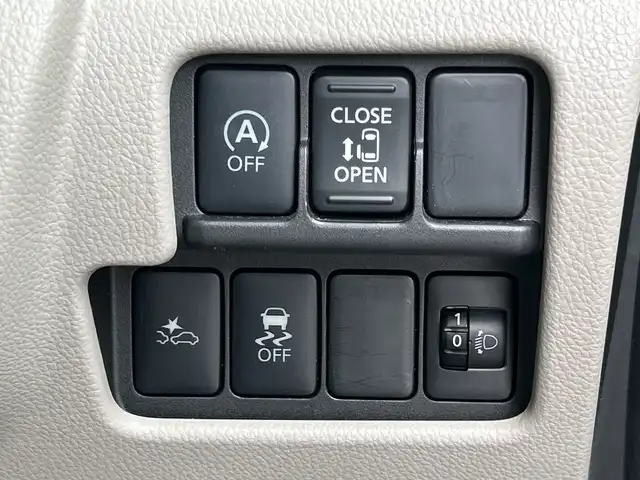 日産 デイズ ルークス X 千葉県 2018(平30)年 1.7万km スターリングシルバーM ナビMM317D-W 全方位カメラ 電動スライドドア ドラレコ エマブレ フルセグTV スマートキー リアサーキュレーター プッシュスタート フロアマット 前後センサー バイザー 横滑り防止