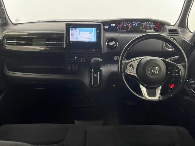 ホンダ Ｎ ＢＯＸ カスタム G L ホンダセンシング 宮崎県 2019(令1)年 5.5万km ブリリアントスポーティブルーメタリック2トーン 禁煙車/ホンダセンシング/純正ナビTV/（VXM-194VFi/CD/DVD/Bluetooth/フルセグTV)/純正バックカメラ/純正ビルトインETC/純正LEDオートライト/純正LEDフォグ/純正14インチアルミ/純正フロアマット/左側電動スライドドア/アダプティブクルーズコントロール/レーンディパーチャーアラート/クリアランスソナー/本革巻ハンドル/オートエアコン/ウインカードアミラー/スマートキー/プッシュエンジンスタート