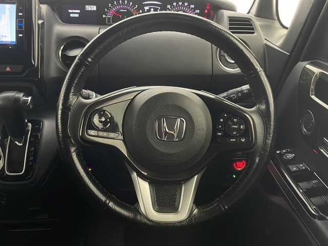 ホンダ Ｎ ＢＯＸ カスタム G L ホンダセンシング 宮崎県 2019(令1)年 5.5万km ブリリアントスポーティブルーメタリック2トーン 禁煙車/ホンダセンシング/純正ナビTV/（VXM-194VFi/CD/DVD/Bluetooth/フルセグTV)/純正バックカメラ/純正ビルトインETC/純正LEDオートライト/純正LEDフォグ/純正14インチアルミ/純正フロアマット/左側電動スライドドア/アダプティブクルーズコントロール/レーンディパーチャーアラート/クリアランスソナー/本革巻ハンドル/オートエアコン/ウインカードアミラー/スマートキー/プッシュエンジンスタート