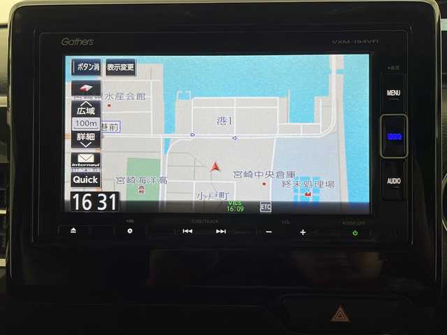 ホンダ Ｎ ＢＯＸ カスタム G L ホンダセンシング 宮崎県 2019(令1)年 5.5万km ブリリアントスポーティブルーメタリック2トーン 禁煙車/ホンダセンシング/純正ナビTV/（VXM-194VFi/CD/DVD/Bluetooth/フルセグTV)/純正バックカメラ/純正ビルトインETC/純正LEDオートライト/純正LEDフォグ/純正14インチアルミ/純正フロアマット/左側電動スライドドア/アダプティブクルーズコントロール/レーンディパーチャーアラート/クリアランスソナー/本革巻ハンドル/オートエアコン/ウインカードアミラー/スマートキー/プッシュエンジンスタート