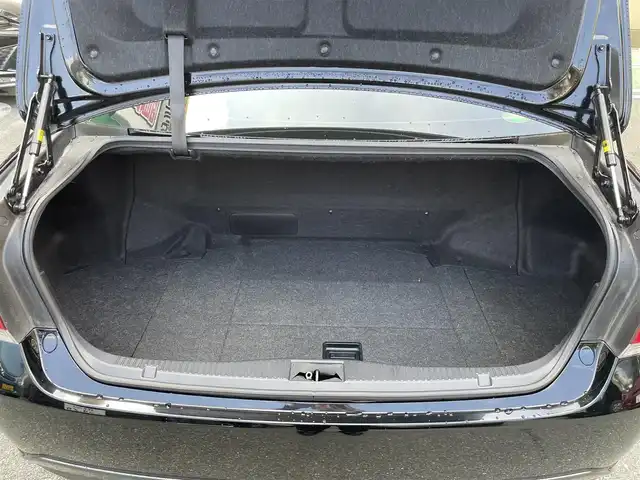 トヨタ クラウン ハイブリッド アスリート 福岡県 2013(平25)年 9.1万km ブラック 純正ナビ/（AM/FM/CD/DVD/SD/HDD/USB/Bluetooth/フルセグTV）/クルーズコントロール/横滑り防止/EVモード/ビルドインETC/オートライト/フォグランプ/電格ミラー/社外フロアマット/社外アルミホイール/保証書/取扱説明書/スペアキー×１/プッシュスタート