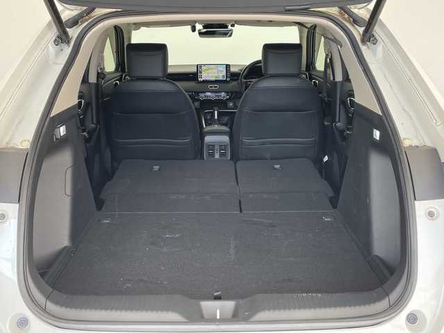 ホンダ ヴェゼル ハイブリッド e:HEV Z 愛知県 2021(令3)年 2.9万km プラチナホワイトパール ホンダセンシング/純正9型ディスプレイオーディオナビ/レーダークルーズコントロール/シートヒーター/バックカメラ/電動リアゲート/コーナーセンサー/純正アルミホイール/ブラインドスポットモニター/LEDヘッドライト/パドルシフト/ステアリングヒーター/オートマチックハイビーム/ドライブレコーダー/ETC/衝突軽減システム/フルセグ/CD DVD/Bluetooth