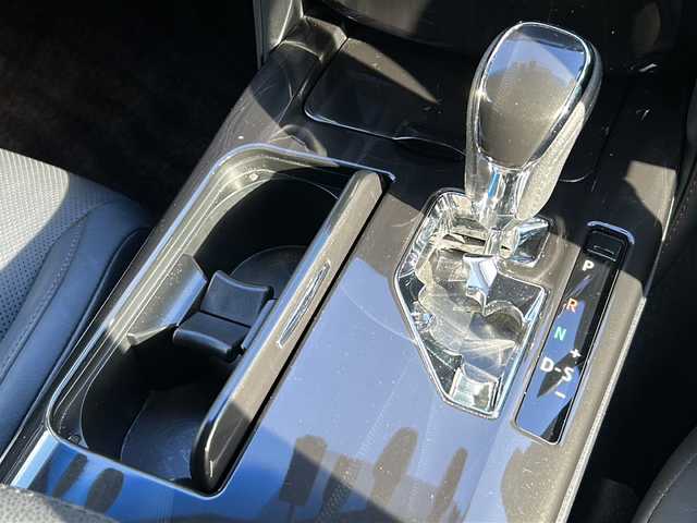 トヨタ クラウン ハイブリッド アスリートG 広島県 2013(平25)年 7.5万km プレシャスブラックパール 禁煙車/OPアドバンストパッケージ/OP18インチアルミホイール/プリクラッシュセーフティ/レーダークルーズコントロール/アダプティブハイビームシステム/ヘッドランプウォッシャー/クリアランスソナー/純正ナビ/・フルセグ/CD/DVD/Bluetooth/USB/バックカメラ/革巻きステアリング/ステアリングヒーター/オートライト/HIDヘッドライト/フォグランプ/レザーシートパッケージ/・本革シート/・前席シートヒーター/ベンチレーション/ドライブレコーダー/ETC/ドアバイザー/W+サイド+カーテンエアバック