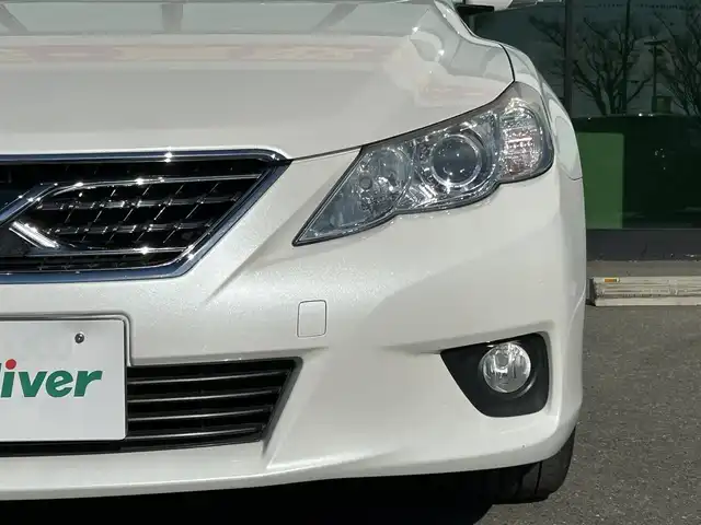 トヨタ マークＸ 250GリラックスセレブラックLTD 和歌山県 2011(平23)年 9.1万km ホワイトパールクリスタルシャイン 特別仕様車/社外7インチナビ/フルセグTV/CD/SD/バックカメラ/ETC/本革茶木目ステアリング/ステアリングスイッチ/本革茶木目シフトノブ/運転席８ウェイパワーシート/助手席４ウェイパワーシート/ドライブモードセレクト/HIDヘッドライト/フォグランプ/オートライト/純正16インチAW/ドアバイザー/プッシュスタート/スマートキー/取扱説明書