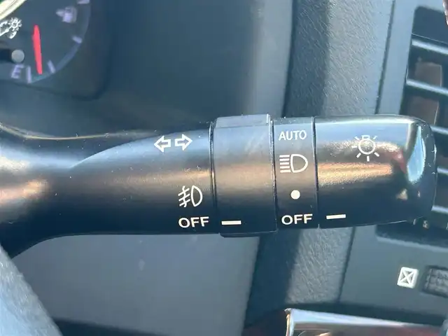 トヨタ マークＸ 250GリラックスセレブラックLTD 和歌山県 2011(平23)年 9.1万km ホワイトパールクリスタルシャイン 特別仕様車/社外7インチナビ/フルセグTV/CD/SD/バックカメラ/ETC/本革茶木目ステアリング/ステアリングスイッチ/本革茶木目シフトノブ/運転席８ウェイパワーシート/助手席４ウェイパワーシート/ドライブモードセレクト/HIDヘッドライト/フォグランプ/オートライト/純正16インチAW/ドアバイザー/プッシュスタート/スマートキー/取扱説明書