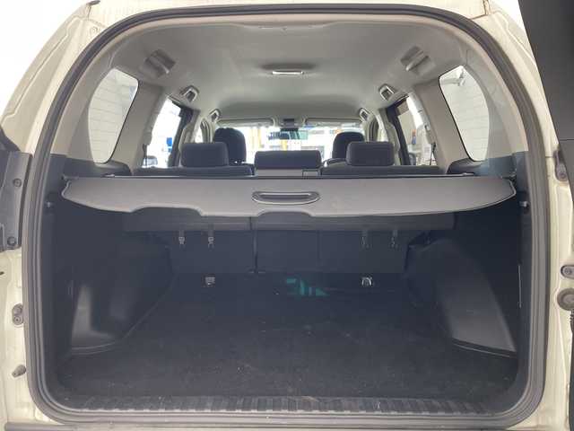 トヨタ ランドクルーザー プラド TX 兵庫県 2018(平30)年 6.4万km ホワイトパールクリスタルシャイン ・社外ナビ/CD/DVD/SD/TV/Bluetooth/・バックカメラ/・ビルトインETC/・ドライブレコーダー/・Toyota　Safety　Sense/・プリクラッシュセーフティ/・レーンディパーチャーアラート/・オートマチックハイビーム/・レーダークルーズコントロール/・VSC/・アクティブトラクションコントロール/・ダウンヒルアシストコントロール/・ヒルスタートアシストコントロール/・ハイドロブレーキブースター/・電動センターデフロック/・ＬＥＤヘッドライト/・フォグランプ/・オートライト/・RAYS製gram LIGHTSアルミホイール/・JAOS BATTLEZ リフトアップ/・スマートキー