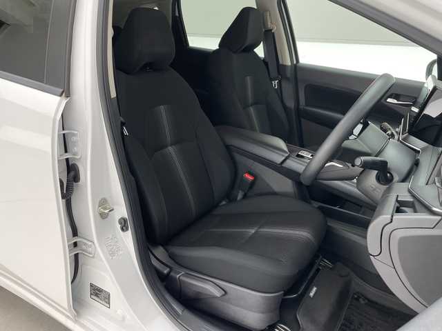 日産 ノート X 愛知県 2023(令5)年 1.4万km ピュアホワイトパール 純正9型ナビ/プロパイロット/三眼LEDヘッドライト/全方位カメラ/レーダークルーズコントロール/コーナーセンサー/ブラインドスポットモニター/オートマチックハイビーム/ETC/衝突軽減システム/Bluetooth/ステアリングスイッチ/スマートキー/プッシュスタート