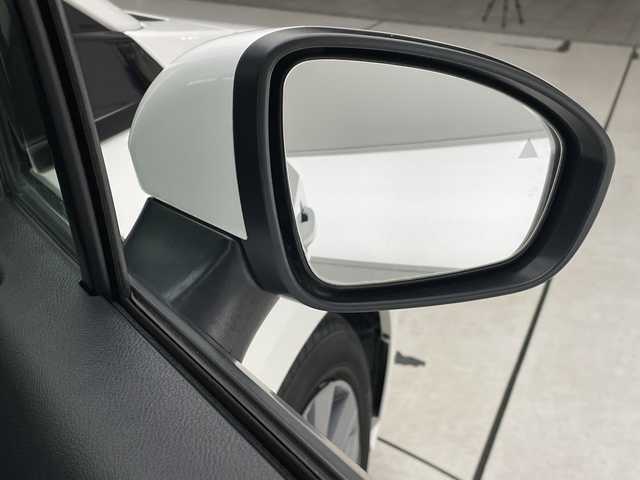 日産 ノート X 愛知県 2023(令5)年 1.4万km ピュアホワイトパール 純正9型ナビ/プロパイロット/三眼LEDヘッドライト/全方位カメラ/レーダークルーズコントロール/コーナーセンサー/ブラインドスポットモニター/オートマチックハイビーム/ETC/衝突軽減システム/Bluetooth/ステアリングスイッチ/スマートキー/プッシュスタート