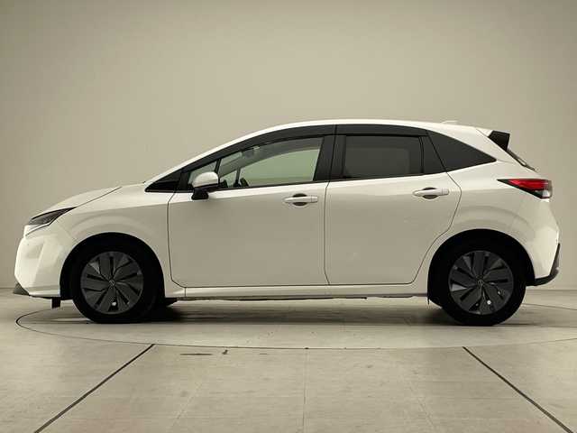 日産 ノート X 愛知県 2023(令5)年 1.4万km ピュアホワイトパール 純正9型ナビ/プロパイロット/三眼LEDヘッドライト/全方位カメラ/レーダークルーズコントロール/コーナーセンサー/ブラインドスポットモニター/オートマチックハイビーム/ETC/衝突軽減システム/Bluetooth/ステアリングスイッチ/スマートキー/プッシュスタート