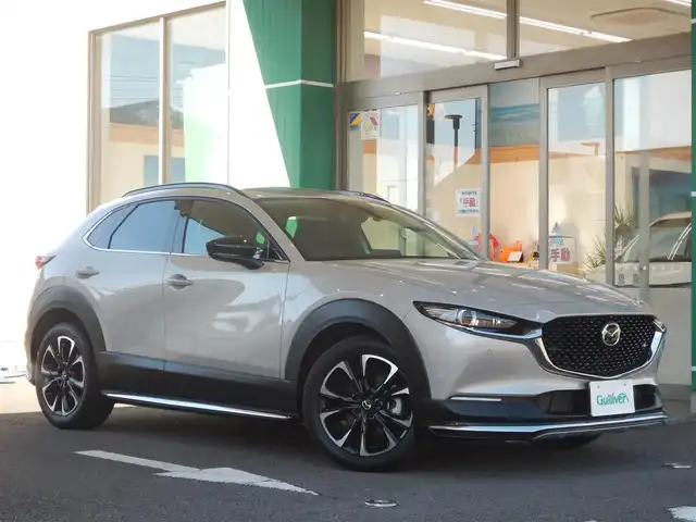 マツダ ＣＸ－３０ 20S プロアクティブツーリングセレ 静岡県 2023(令5)年 0.7万km プラチナクォーツメタリック ワンオーナー/新車保証書/純正アンダーガーニッシュ/・フロント/・サイド/・リアアンダー/純正オプションアルミホイール/・オリジナル切削2トーン/・18×7.0J 鋳造製/純正オプションリアトランクラッゲージマット/走行：6114 KM/スマートブレーキサポート/レーンキープアシストシステム/車間制御/速度標識警報/ドライバーモニタリング/前側方接近車両検知/後側方接近車両検知/車線逸脱警報システム/追従クルーズコントロール/ブラインドスポットモニタリング/ディスタンス・スピードアラート/純正本革シート/前席シートヒーター/運転席パワーシート/ステアリングヒーター/純正ナビゲーション/・Bluetooth接続/・DVD/・地デジ/・USB×2/・HDMI/バックカメラ/全方位モニター/ヘッドアップディスプレイ/前後ドライブレコーダー/ETC/パワーバックドア/オートライト/オートハイビーム/スマートキー×2/新車保証書/取扱説明書