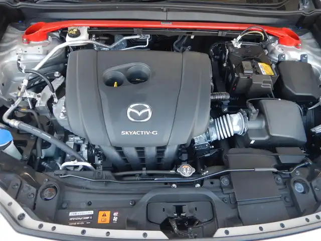 マツダ ＣＸ－３０ 20S プロアクティブツーリングセレ 静岡県 2023(令5)年 0.7万km プラチナクォーツメタリック ワンオーナー/新車保証書/純正アンダーガーニッシュ/・フロント/・サイド/・リアアンダー/純正オプションアルミホイール/・オリジナル切削2トーン/・18×7.0J 鋳造製/純正オプションリアトランクラッゲージマット/走行：6114 KM/スマートブレーキサポート/レーンキープアシストシステム/車間制御/速度標識警報/ドライバーモニタリング/前側方接近車両検知/後側方接近車両検知/車線逸脱警報システム/追従クルーズコントロール/ブラインドスポットモニタリング/ディスタンス・スピードアラート/純正本革シート/前席シートヒーター/運転席パワーシート/ステアリングヒーター/純正ナビゲーション/・Bluetooth接続/・DVD/・地デジ/・USB×2/・HDMI/バックカメラ/全方位モニター/ヘッドアップディスプレイ/前後ドライブレコーダー/ETC/パワーバックドア/オートライト/オートハイビーム/スマートキー×2/新車保証書/取扱説明書