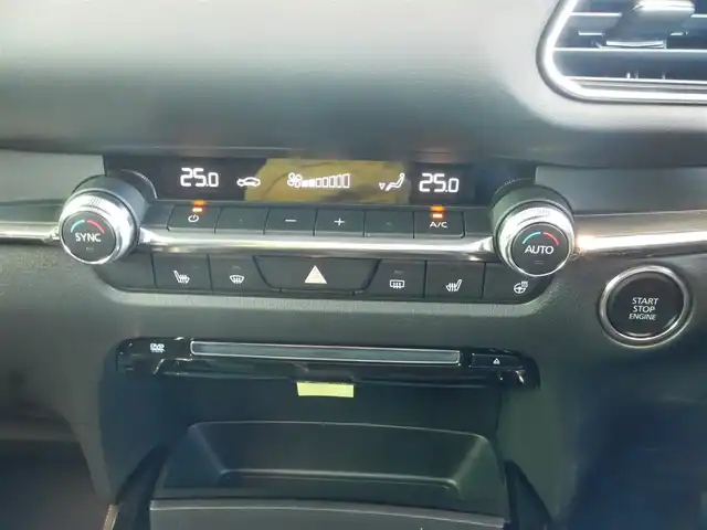 マツダ ＣＸ－３０ 20S プロアクティブツーリングセレ 静岡県 2023(令5)年 0.7万km プラチナクォーツメタリック ワンオーナー/新車保証書/純正アンダーガーニッシュ/・フロント/・サイド/・リアアンダー/純正オプションアルミホイール/・オリジナル切削2トーン/・18×7.0J 鋳造製/純正オプションリアトランクラッゲージマット/走行：6114 KM/スマートブレーキサポート/レーンキープアシストシステム/車間制御/速度標識警報/ドライバーモニタリング/前側方接近車両検知/後側方接近車両検知/車線逸脱警報システム/追従クルーズコントロール/ブラインドスポットモニタリング/ディスタンス・スピードアラート/純正本革シート/前席シートヒーター/運転席パワーシート/ステアリングヒーター/純正ナビゲーション/・Bluetooth接続/・DVD/・地デジ/・USB×2/・HDMI/バックカメラ/全方位モニター/ヘッドアップディスプレイ/前後ドライブレコーダー/ETC/パワーバックドア/オートライト/オートハイビーム/スマートキー×2/新車保証書/取扱説明書