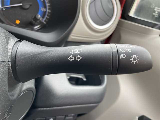 日産 デイズ X 滋賀県 2024(令6)年 0.6万km スパークリングレッドM 禁煙車/純正9型ディスプレイオーディオ/（Apple Car Play/Android Auto/Bluetooth）/アラウンドビューモニター/エマージェンシーブレーキ/車線逸脱警報/LEDヘッドライト/オートライト/オートハイビーム/アイドリングストップ/前後ソナー/プッシュスタート/スマートキー×２