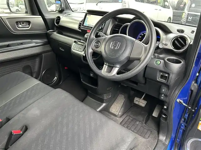 ホンダ Ｎ ＢＯＸ スラッシュ G Aパッケージ 島根県 2015(平27)年 10.3万km ブリリアントスポーティブルーメタリック2トーン 禁煙車/ワンオーナー/あんしんパッケージ/・シティブレーキアクティブシステム/・サイド＋カーテンエアバッグ/純正7インチナビ/（CD/DVD/SD/MSV/BT/フルセグ/USB/ipod）/純正バックカメラ/社外ETC/電動パーキングブレーキ/キセノンヘッドライト/オートライト/ストリートロッドスタイルパッケージ/カラードディッシュホイール（白14SPホイール）/プッシュスタート/スマートキー×2/ステアリングスイッチ/オートリトラミラー/電動格納ミラー/純正フロアマット/純正ドアバイザー