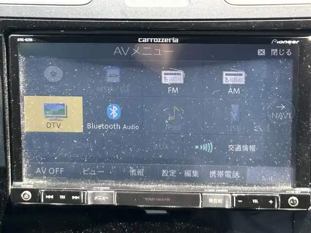 スバル フォレスター 2．0i－L 奈良県 2016(平28)年 10.1万km クリスタルホワイトP 社外ナビ(AVIC-RZ99)/(AM/FM/CD/DVD/BT/フルセグTV)/クルーズコントロール/パワーシート/シートヒーター/革巻きステアリング/ステアリングスイッチ/パドルシフト/横滑り防止装置/アイドリングストップ/純正フロアマット/ドアバイザー