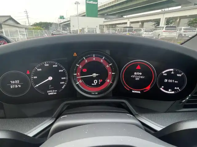 ポルシェ ポルシェ ９１１ タルガ4S 愛知県 2023(令5)年 0.4万km 赤 ワンオーナー/純正ナビ/全方位カメラ/前方純正20インチ/後方純正21インチAW/スポーツクロノパッケージ/クルーズコントロール/BSM/パークアシスト/黒革シート/前席パワーシート（D席メモリー付き）/前席シートヒーター/エアシート/プロテクションフィルム/取説、保証書