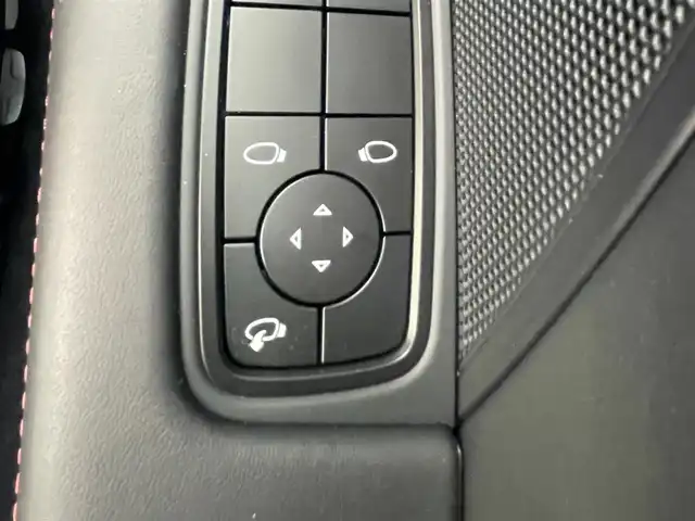 ポルシェ ポルシェ ９１１ タルガ4S 愛知県 2023(令5)年 0.4万km 赤 ワンオーナー/純正ナビ/全方位カメラ/前方純正20インチ/後方純正21インチAW/スポーツクロノパッケージ/クルーズコントロール/BSM/パークアシスト/黒革シート/前席パワーシート（D席メモリー付き）/前席シートヒーター/エアシート/プロテクションフィルム/取説、保証書
