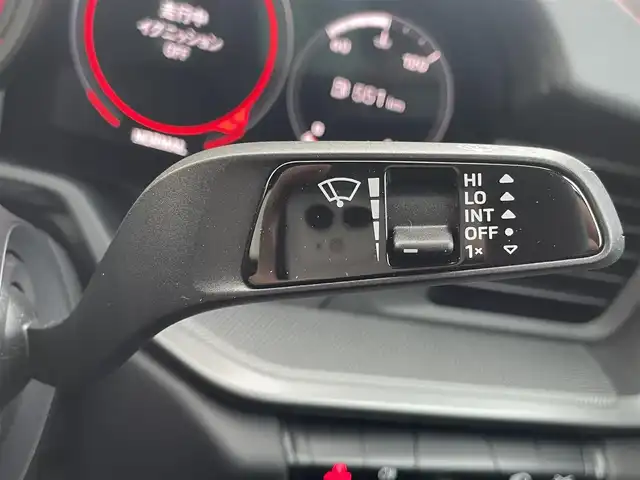 ポルシェ ポルシェ ９１１ タルガ4S 愛知県 2023(令5)年 0.4万km 赤 ワンオーナー/純正ナビ/全方位カメラ/前方純正20インチ/後方純正21インチAW/スポーツクロノパッケージ/クルーズコントロール/BSM/パークアシスト/黒革シート/前席パワーシート（D席メモリー付き）/前席シートヒーター/エアシート/プロテクションフィルム/取説、保証書