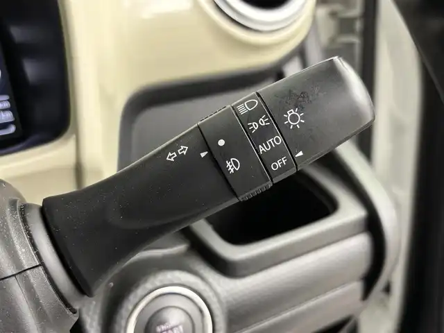スズキ クロスビー HYBRID MZ 埼玉県 2018(平30)年 6.5万km ピュアホワイトP 純正9インチナビ/全方位カメラ/4WD/Bluetooth/フルセグTV/クルーズコントロール/パドルシフト/ダウンヒルアシスト/純正16インチアルミホイール/純正フロアマット/パワーウィンドウ/パワーステアリング/ビルトインETC