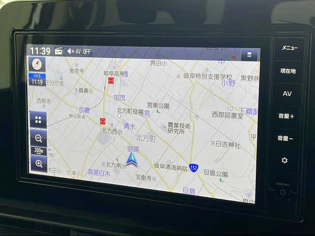 日産 セレナ ハイウェイスター V 岐阜県 2023(令5)年 3.4万km プリズムホワイト 純正9インチナビゲーション(MM222D-L)/AM/FM/SD/VTR/Bluetooth /HDMI/フルセグTV/バックカメラ/革巻きステアリング/ステアリングリモコン/パドルシフト/ブラインドスポットビューモニター/オートライト/オートハイビーム/プロパイロット/レーダークルーズコントロール/車線維持支援機能/プロパイロットパーキング/衝突回避ステアリングアシスト