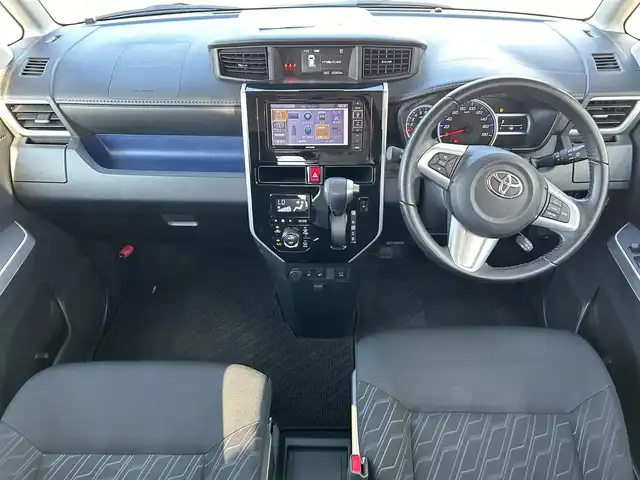 トヨタ タンク カスタムG－T 奈良県 2016(平28)年 4.2万km ブラックマイカメタリック/レーザーブルークリスタルシャイン 2トーン 両側パワースライドドア/ALPAINE7インチナビ(フルセグTV/CD/DVD/AM・FM/BT)/アラウンドビューモニター/ビルトインETC/前方ドラレコ/前席シートヒーター/スマートアシストIII/衝突警報機能(対車両・対歩行者)/衝突回避支援ブレーキ機能(対車両・対歩行者)/誤発進抑制制御機能(前方・後方)/車線逸脱警報機能/先行車発進お知らせ機能/オートハイビーム/LEDヘッドライト/フロントリップスポイラー/純正15インチアルミホイール/純正フロアマット