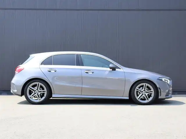 メルセデス・ベンツ Ａ１８０ スタイル AMGライン 静岡県 2018(平30)年 2.9万km マウンテングレー １オーナー /純正ナビ/フルセグTV/レーダーセーフティパッケージ/ACC/LKA/BSM/LEDヘッドライト/ドライブレコーダー/前席シートヒーター/パドルシフト/18インチ純正AW