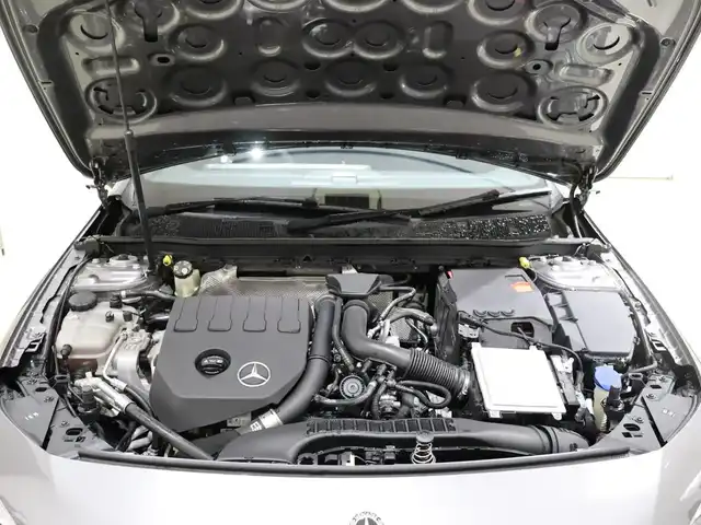 メルセデス・ベンツ Ａ１８０ スタイル AMGライン 静岡県 2018(平30)年 2.9万km マウンテングレー １オーナー /純正ナビ/フルセグTV/レーダーセーフティパッケージ/ACC/LKA/BSM/LEDヘッドライト/ドライブレコーダー/前席シートヒーター/パドルシフト/18インチ純正AW
