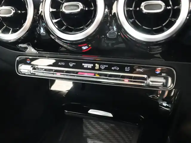 メルセデス・ベンツ Ａ１８０ スタイル AMGライン 静岡県 2018(平30)年 2.9万km マウンテングレー １オーナー /純正ナビ/フルセグTV/レーダーセーフティパッケージ/ACC/LKA/BSM/LEDヘッドライト/ドライブレコーダー/前席シートヒーター/パドルシフト/18インチ純正AW