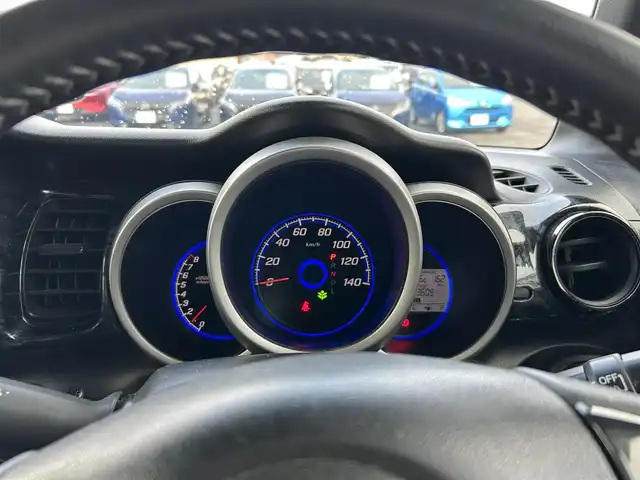 ホンダ Ｎ ＢＯＸ カスタム G 静岡県 2013(平25)年 9.3万km アラバスターシルバーメタリック 社外ナビ/（フルセグTV/Bluetooth/DVD）/バックカメラ/横滑り防止装置/ETC/前方ドライブレコーダー/両側スライドドア/オートライト/プッシュスタート/スマートキー/純正フロアマット/保証書/取扱説明書