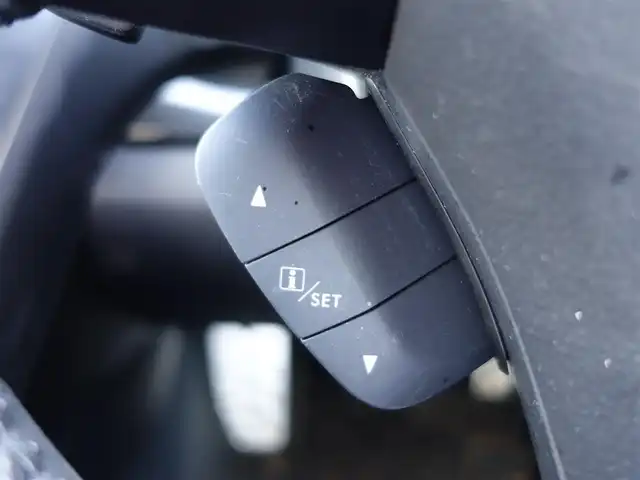 スバル レガシィ ツーリングワゴン 2．5i Bスポーツ アイサイトG 静岡県 2013(平25)年 6.7万km アイスシルバーメタリック ワンオーナー/禁煙車/HIDヘッドランプ/オートライト/strada SDナビ/　BT/CD/DVD/フルセグTV/SD/バックカメラ/社外ETC/アイサイト/　・プリクラッシュブレーキ/　・車線逸脱警報/　・クルーズコントロール(全車速追従)/　・ステレオカメラ/　・ふらつき警報/パドルシフト/純正フロアマット/ドアバイザー/キーレスアクセス/プッシュスタート/イモビライザー