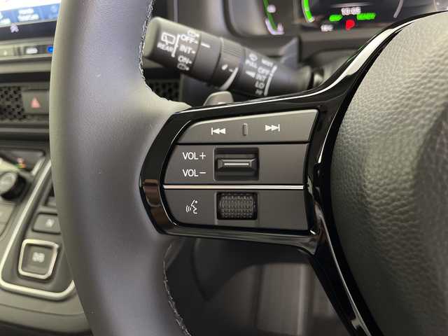 ホンダ ステップワゴン eHEV エアー EX 鹿児島県 2025(令7)年 0.1千km プラチナホワイトパール 登録済未使用車/純正11.4型ナビ/（CD/DVD/BT/フルセグTV）/ホンダセンシング/レーダークルーズコントロール/パワーバックドア/ブラインドスポットモニター/両側パワースライドドア/電動パーキングブレーキ/オートホールド機能/パドルシフト/シートヒーター/後席サンシェード/スマートキー/プッシュスタート