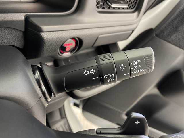 ホンダ ステップワゴン eHEV エアー EX 鹿児島県 2025(令7)年 0.1千km プラチナホワイトパール 登録済未使用車/純正11.4型ナビ/（CD/DVD/BT/フルセグTV）/ホンダセンシング/レーダークルーズコントロール/パワーバックドア/ブラインドスポットモニター/両側パワースライドドア/電動パーキングブレーキ/オートホールド機能/パドルシフト/シートヒーター/後席サンシェード/スマートキー/プッシュスタート