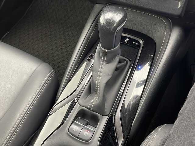 トヨタ カローラツーリング ダブルバイビー 千葉県 2020(令2)年 3.8万km ホワイトパールクリスタルシャイン 純正ディスプレイオーディオ/　CD/DVD/Bluetooth/フルセグTV/　Apple car play/Android Auto/トヨタセーフティセンス/レーダークルーズコントロール/レーンキープアシスト/衝突軽減ブレーキ/クリアランスソナー/ロードサインアシスト/先行車発進警報/電動パーキング/オートホールド/オートハイビーム/モデリスタエアロ（F/S/R）/LEDライト/フォグランプ/ハーフレザーシート/ETC/フロアマット