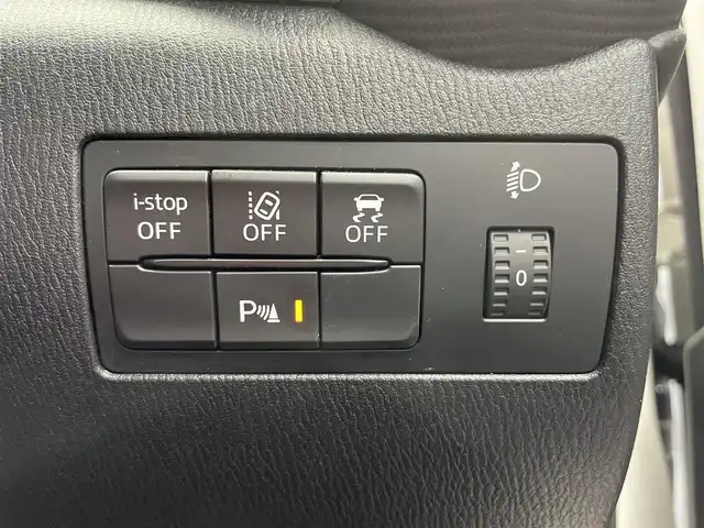 マツダ デミオ 15S 鹿児島県 2019(令1)年 6.2万km アークティックホワイト ワンオーナー　/禁煙車　/純正ナビ　/スマートシティブレーキサポート　/バックカメラ　/後方コーナーセンサー　/横滑り防止　/オートライト　/オートマチックハイビーム　/フロアマット　/ドアバイザー　/ＥＴＣ　/電格ミラー