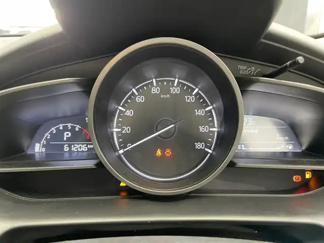 マツダ デミオ 15S 鹿児島県 2019(令1)年 6.2万km アークティックホワイト ワンオーナー　/禁煙車　/純正ナビ　/スマートシティブレーキサポート　/バックカメラ　/後方コーナーセンサー　/横滑り防止　/オートライト　/オートマチックハイビーム　/フロアマット　/ドアバイザー　/ＥＴＣ　/電格ミラー