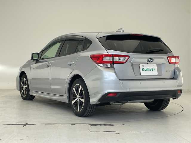 スバル インプレッサ スポーツ 1．6i－LアイサイトSスタイル 沖縄県 2019(令1)年 7.5万km アイスシルバーメタリック 純正ナビ　【CN-LR840D】/　(フルセグTV　Bluetooth　CD/DVD　SD)/バックカメラ　/USB/サイドカメラ　/ＬＥＤヘッドライト　/ドライブレコーダー　/レーダークルーズコントロール　/プッシュスタート　/スマートキー　/純正フロアマット　/ＥＴＣ