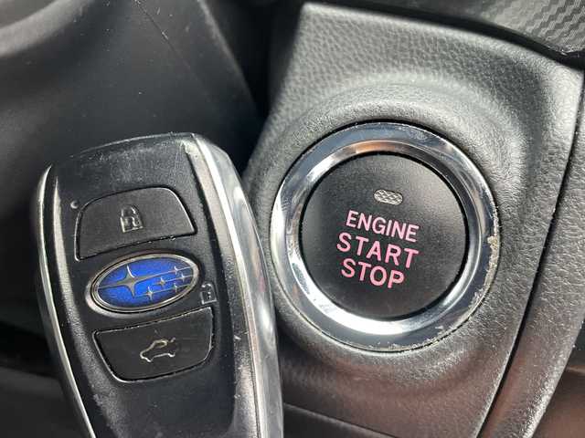 スバル インプレッサ スポーツ 1．6i－LアイサイトSスタイル 沖縄県 2019(令1)年 7.5万km アイスシルバーメタリック 純正ナビ　【CN-LR840D】/　(フルセグTV　Bluetooth　CD/DVD　SD)/バックカメラ　/USB/サイドカメラ　/ＬＥＤヘッドライト　/ドライブレコーダー　/レーダークルーズコントロール　/プッシュスタート　/スマートキー　/純正フロアマット　/ＥＴＣ