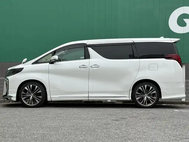トヨタ アルファード S Cパッケージ 千葉県 2020(令2)年 4.1万km ホワイトパールクリスタルシャイン 純正9インチディスプレイオーディオ（ナビ・TV無し）/モデリスタエアロ/社外20インチAW/トヨタセーフティセンス/レーダークルーズコントロール/パワーバックドア/バックカメラ/前席エアシート/前席シートヒーター/前席パワーシート/運転席シートメモリ/ステアリングヒーター/z助手席・後席オットマン/置くだけ充電/デジタルインナーミラー/ETC