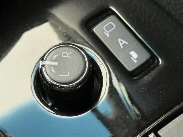 トヨタ アルファード S Cパッケージ 千葉県 2020(令2)年 4.1万km ホワイトパールクリスタルシャイン 純正9インチディスプレイオーディオ（ナビ・TV無し）/モデリスタエアロ/社外20インチAW/トヨタセーフティセンス/レーダークルーズコントロール/パワーバックドア/バックカメラ/前席エアシート/前席シートヒーター/前席パワーシート/運転席シートメモリ/ステアリングヒーター/z助手席・後席オットマン/置くだけ充電/デジタルインナーミラー/ETC